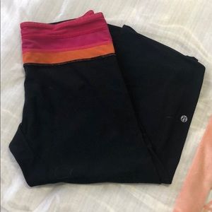 Lululemon wide leg Capri leggings